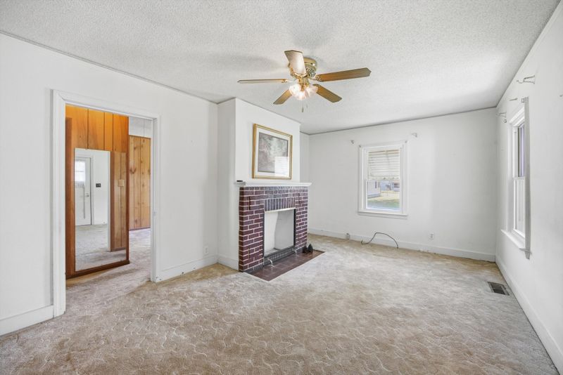 618 Carden Ave, Rossville, GA 30741