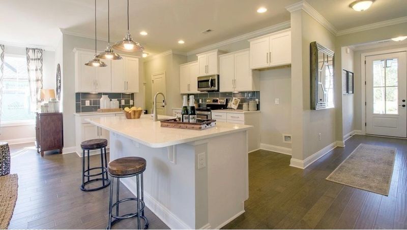 8080 Jude Dr, White House, TN 37188