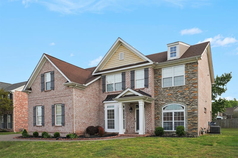 1820 Woodland Farms Ct, Old Hickory, TN 37138