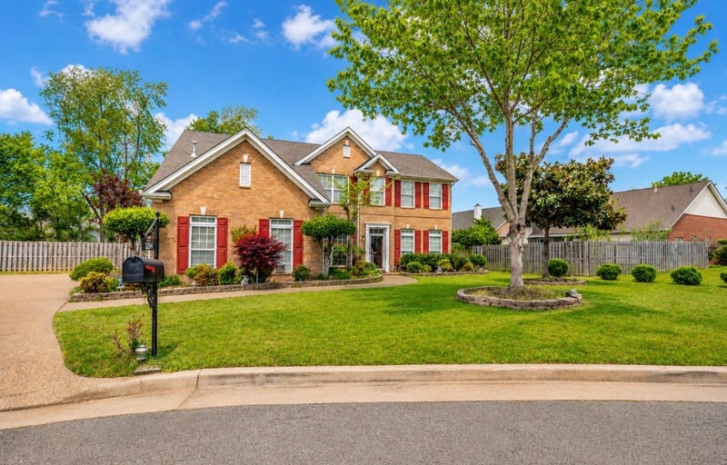 1204 Misty Glen Ct, Old Hickory, TN 37138
