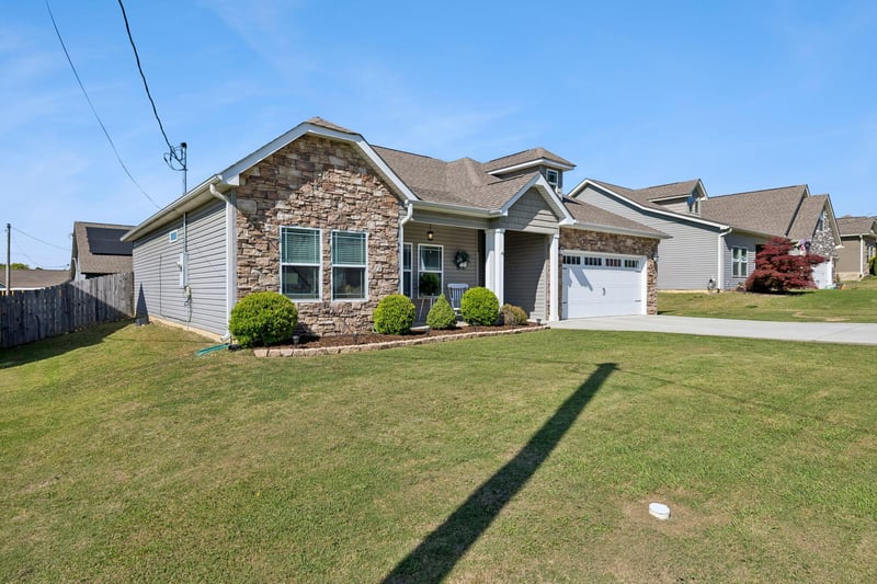307 Franklin Cir, Fort Oglethorpe, GA 30742