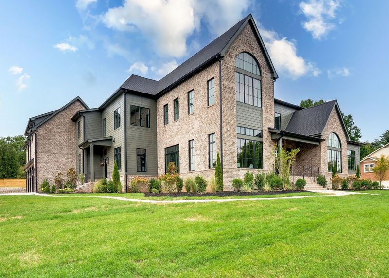 1529 Sam Houston Dr, Brentwood, TN 37027