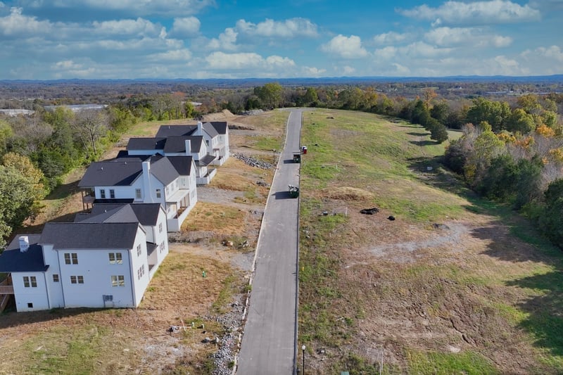 1025 Tiane Trl, Gallatin, TN 37066