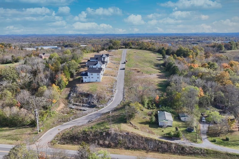1019 Tiane Trl, Gallatin, TN 37066