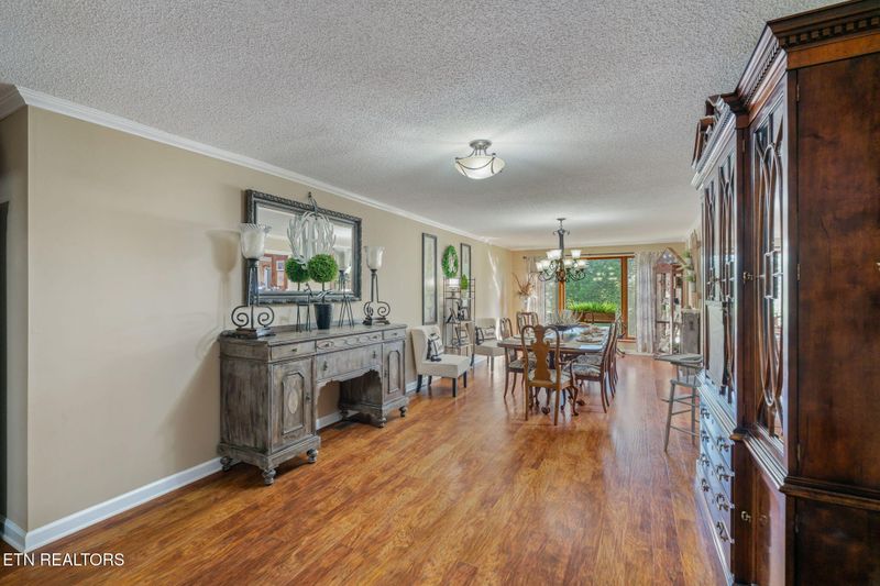 4912 W Emory Rd, Powell, TN 37849