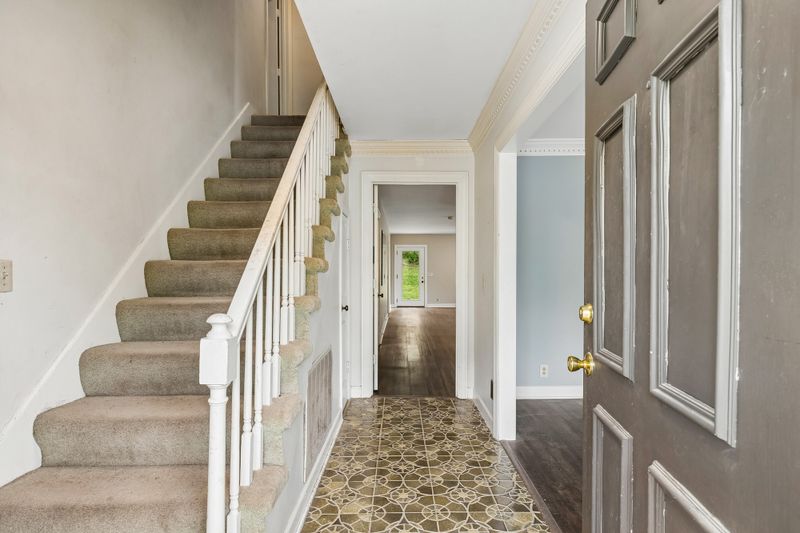 1352 Holly Tree Gap Rd, Brentwood, TN 37027