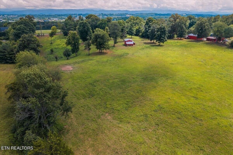 429 Old Glory Rd, Maryville, TN 37801