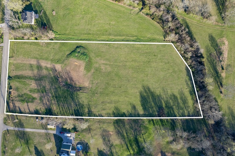 0 Theta Pike, Columbia, TN 38401