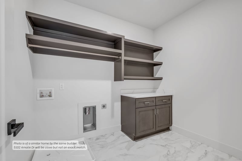 5102 Amalie Dr, Nashville, TN 37211
