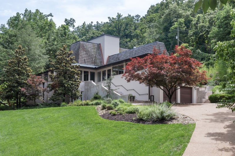 1147 Crater Hill Dr, Nashville, TN 37215