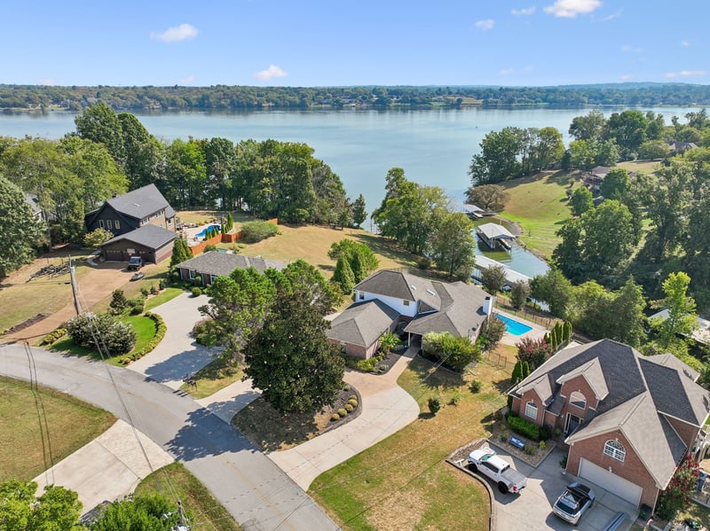 339 Lakeview Cir, Mount Juliet, TN 37122