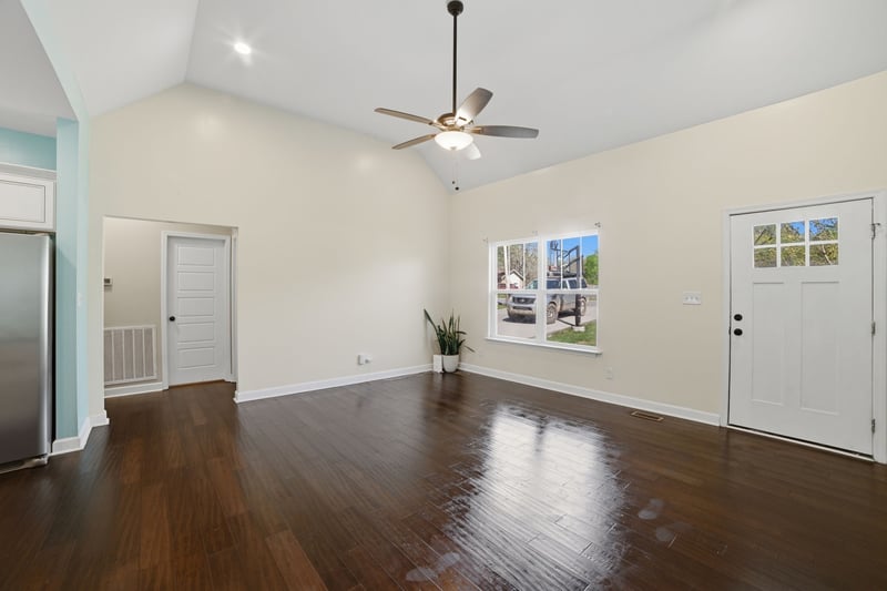 2150 Sunset Dr, White Bluff, TN 37187