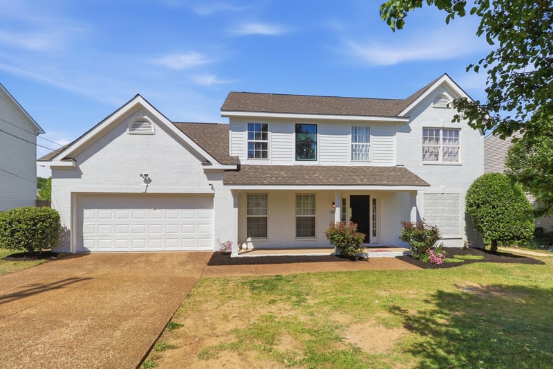 102 Wolverine Trl, La Vergne, TN 37086
