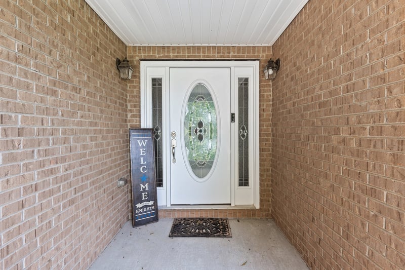 1014 Somerville Dr, Cottontown, TN 37048
