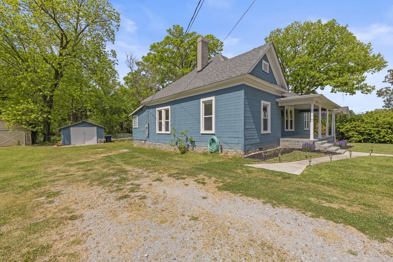 803 Cove Rd, Chickamauga, GA 30707