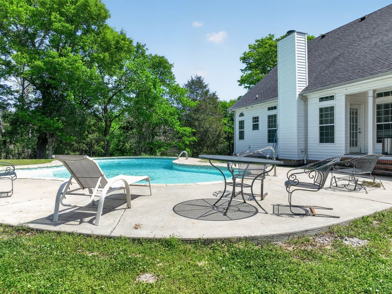 1641 Long Branch Ln, Mount Pleasant, TN 38474