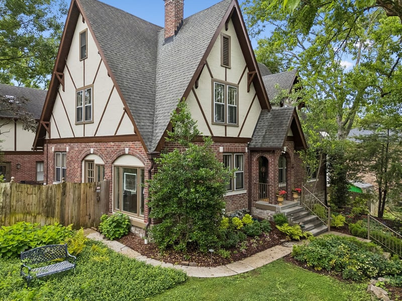 2617 Barton, Nashville, TN 37212