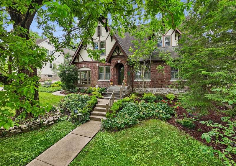 2617 Barton, Nashville, TN 37212