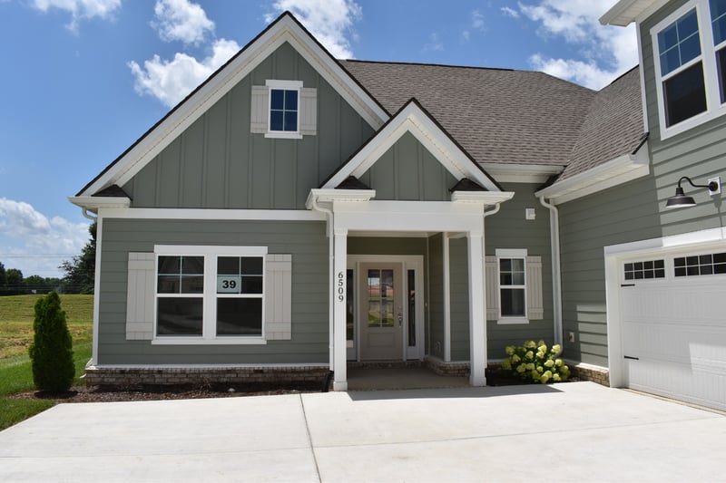 6509 Ripple Ridge Ct, Columbia, TN 38401