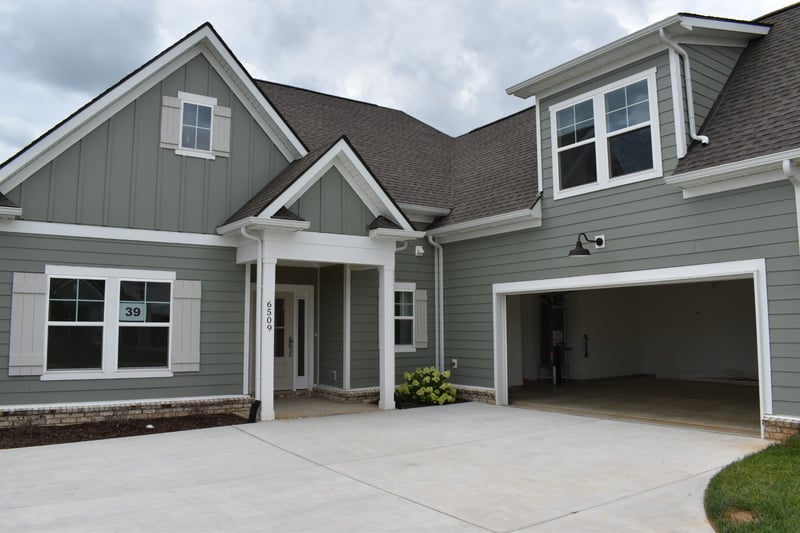 6509 Ripple Ridge Ct, Columbia, TN 38401