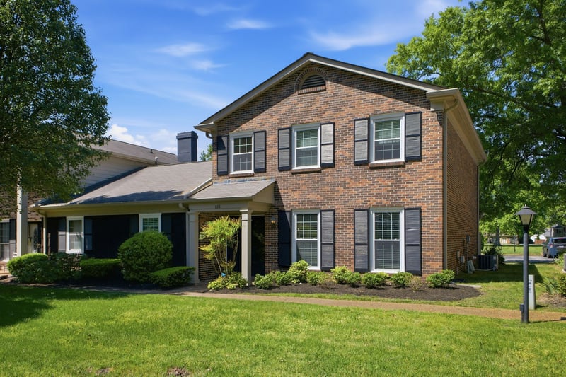 136 Boxwood Dr, Franklin, TN 37069