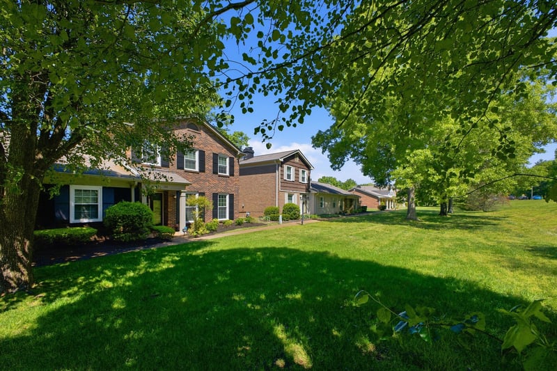 136 Boxwood Dr, Franklin, TN 37069