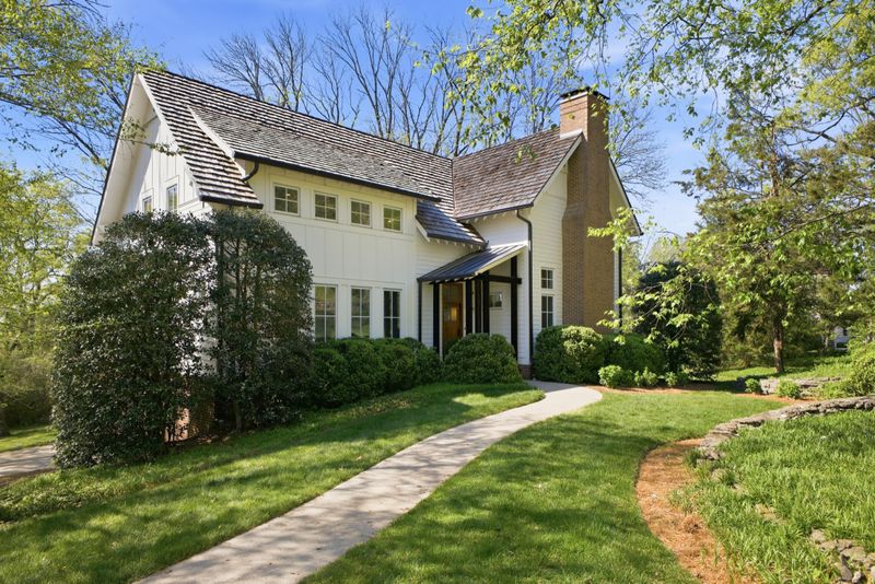 4516 Harpeth Hills Dr, Nashville, TN 37215