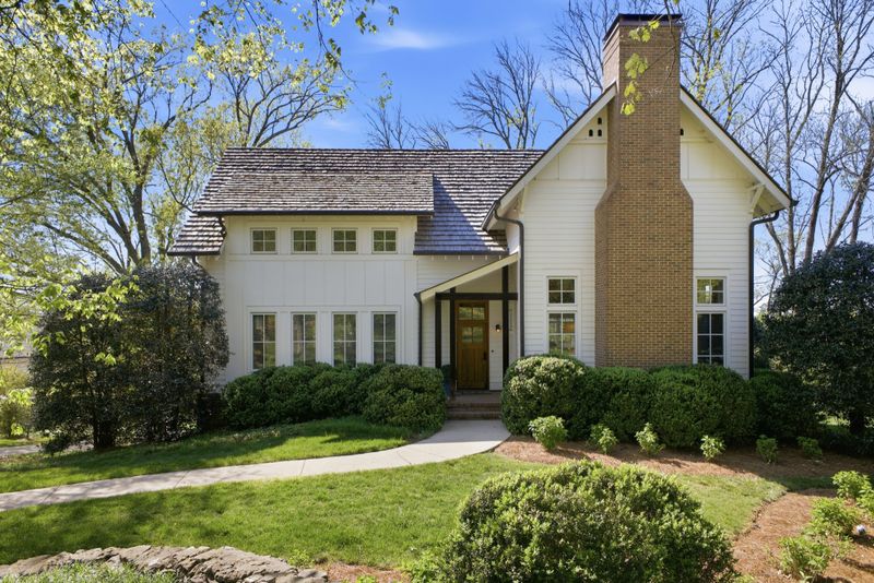 4516 Harpeth Hills Dr, Nashville, TN 37215