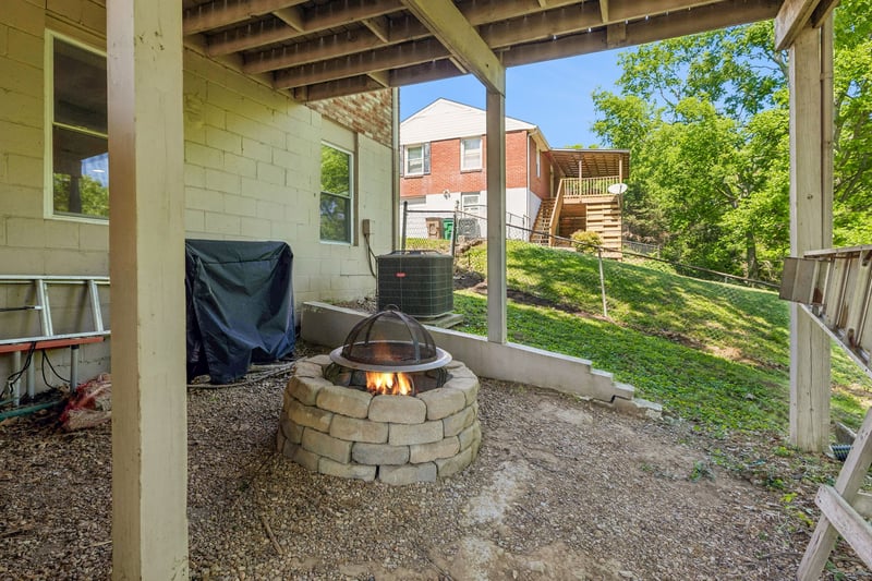 4808 Overcrest Dr, Nashville, TN 37211