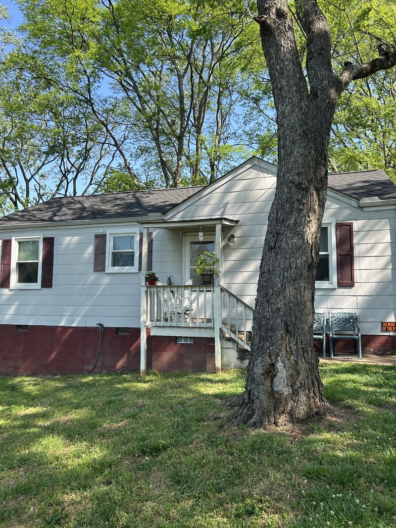 1926 Dahlia Dr, Nashville, TN 37210