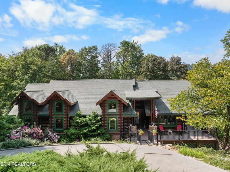 3123 Rocking Chair Ln, Sevierville, TN 37862