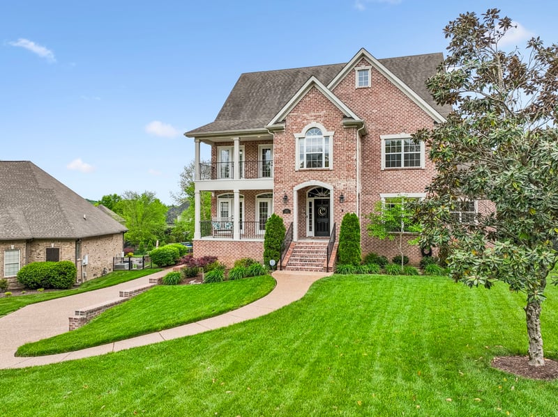 1007 Atchley Ct, Hendersonville, TN 37075