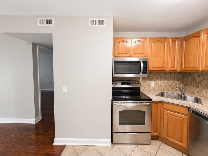 555 N Dupont Ave #A12, Madison, TN 37115