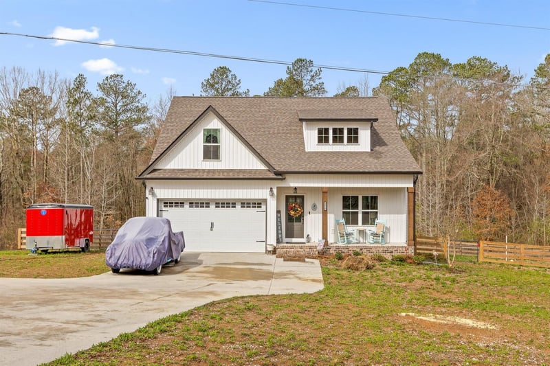 3914 Dogwood Valley Rd, Tunnel Hill, GA 30755