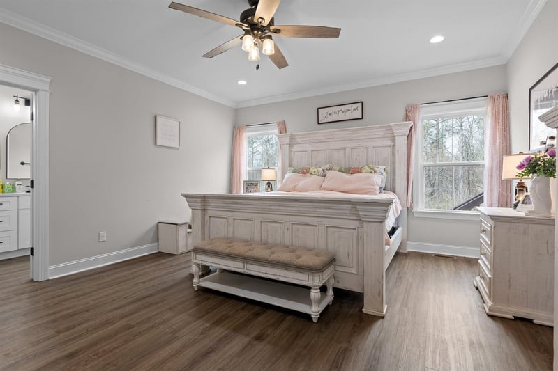 3914 Dogwood Valley Rd, Tunnel Hill, GA 30755