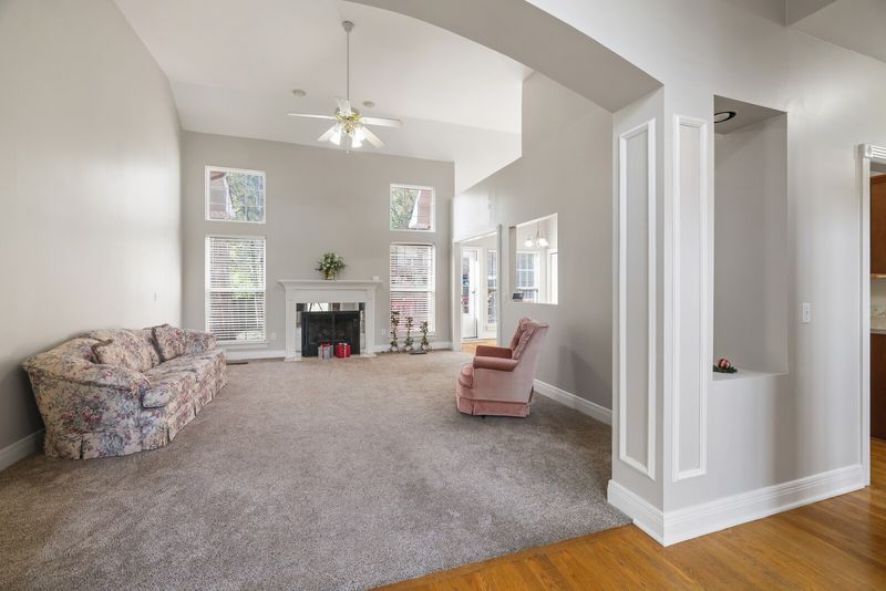 1031 Singing Springs Rd, Mount Juliet, TN 37122