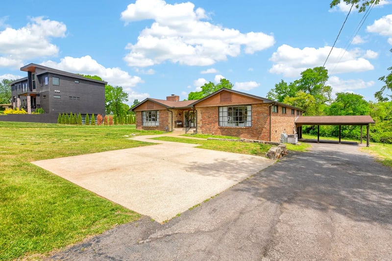 114 Fairways Dr, Hendersonville, TN 37075