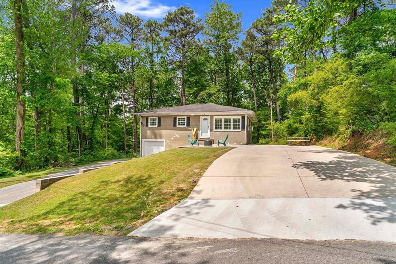 171 Keith St, Dalton, GA 30721
