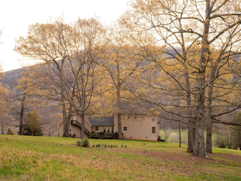 8040 Hog Jowl Rd, Chickamauga, GA 30707