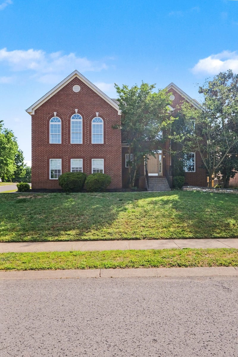 131 Herons Nest Ln, Hendersonville, TN 37075