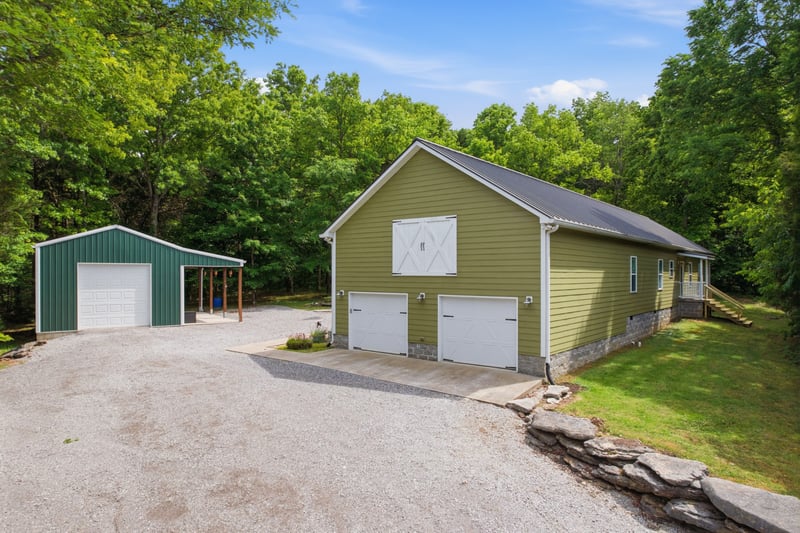 9588 Vaught Rd, Readyville, TN 37149