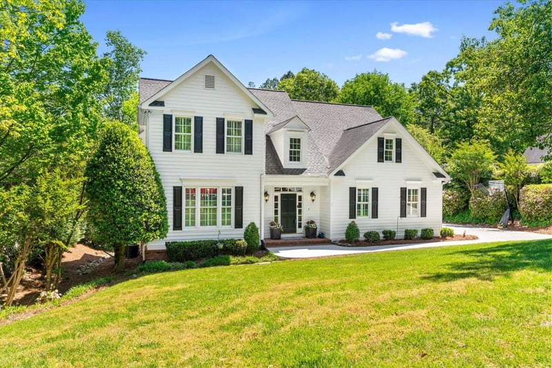 1906 Cameron Dr, Dalton, GA 30720