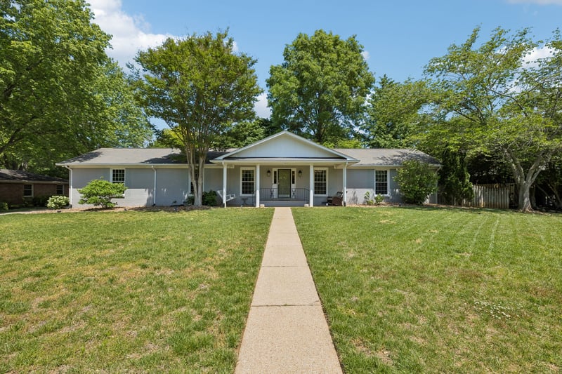 1722 Haynes Dr, Murfreesboro, TN 37129