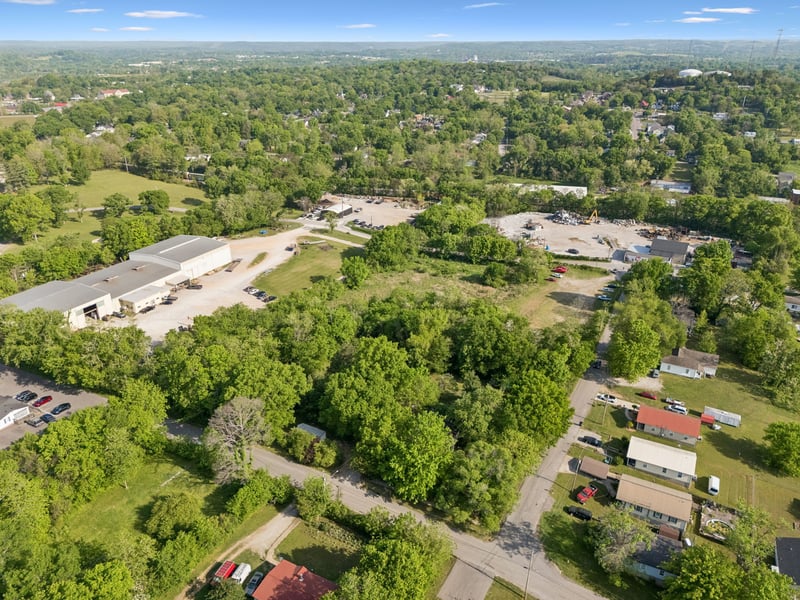 700 W 12th St, Columbia, TN 38401