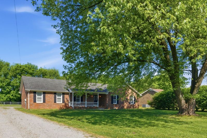 9837 Roanoke Dr, Murfreesboro, TN 37129