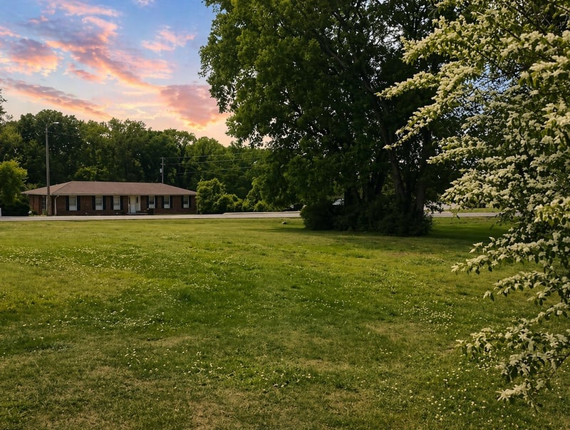 412 Shawnee Dr, Columbia, TN 38401