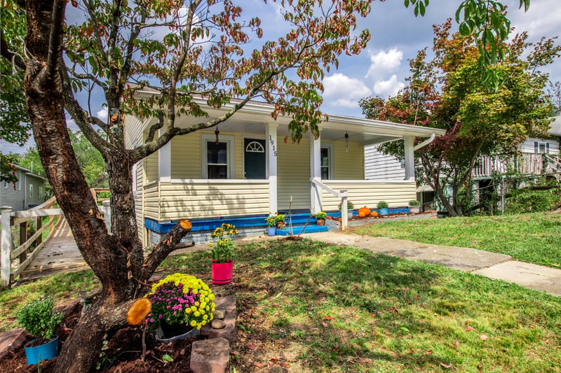 1915 Mccroskey Ave, Knoxville, TN 37917