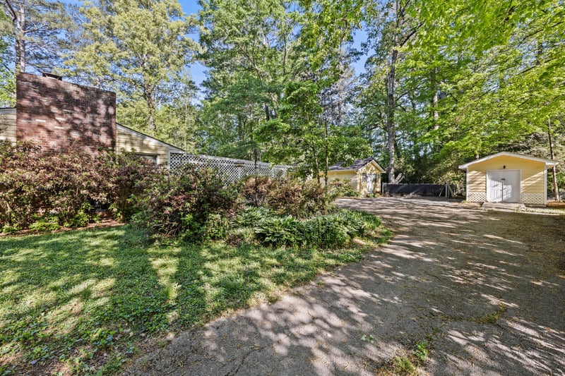 301 Woodland Dr, La Fayette, GA 30728