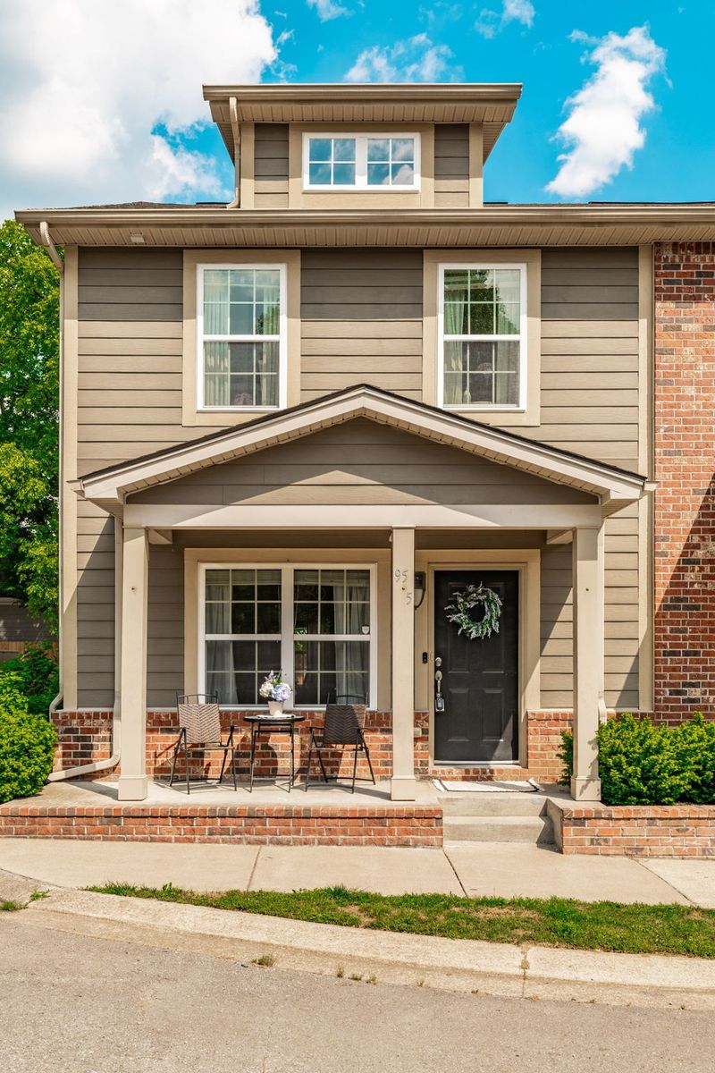 95 Plumlee Dr #5, Hendersonville, TN 37075