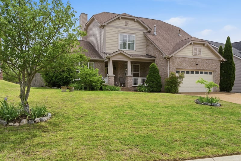 3018 Cairns Dr W, Mount Juliet, TN 37122